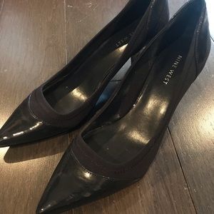 Nine West Navy Blue Low Pumps - Women’s Size 8